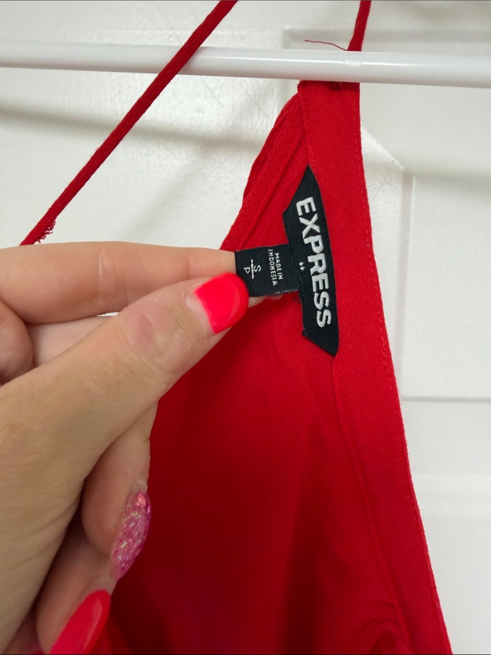 Express Red Ruffle Tank - Picture 4 of 5